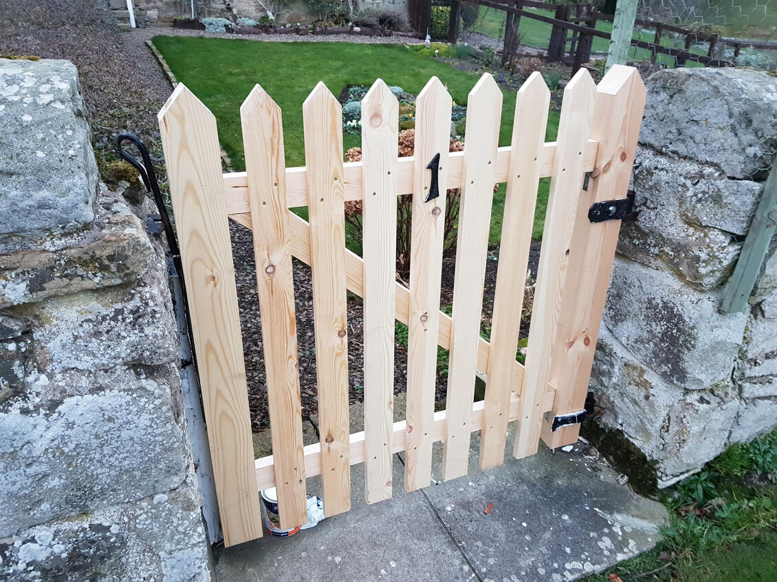 custom gate